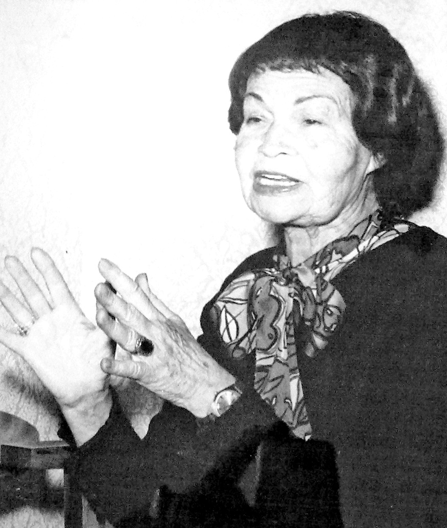Елисавета Багряна - биография